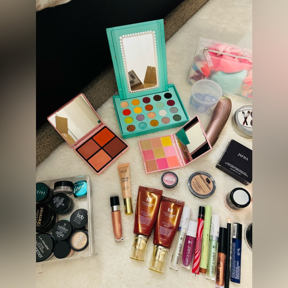Makeup Bundle - image 3